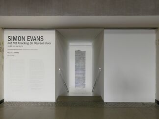 Simon Evans: Not Not Knocking On Heaven’s Door, installation view