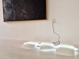 WAX & LIGHT Volker Behrend Peters / Emanuel Mooner, installation view