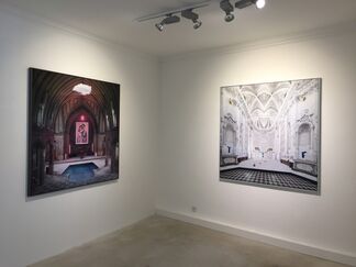 HELMUT GRILL - Temples, installation view