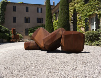 Arik Levy - MineralNature - Chateau Sainte Roseline, installation view