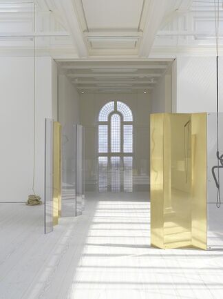 Leonor Antunes: a thousand realities from an original mark, installation view
