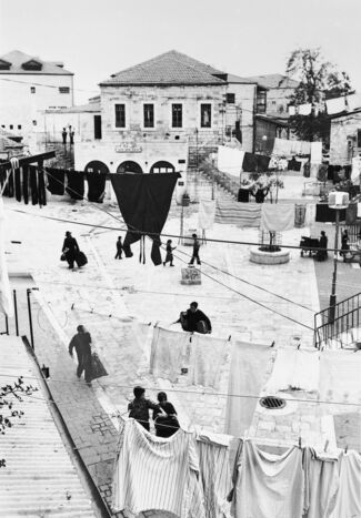 Jerusalem by Pesi Girsch (1968*) and Moses Ephraim Lilien (1874-1925), installation view