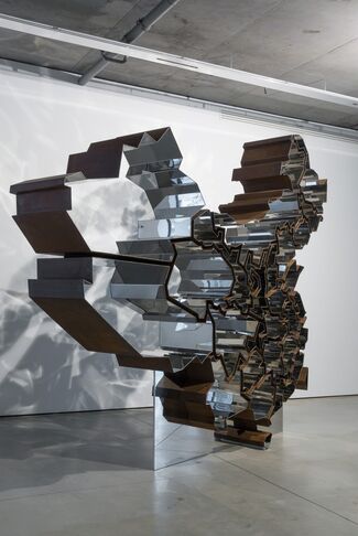 Ron Arad - One Man Show, installation view