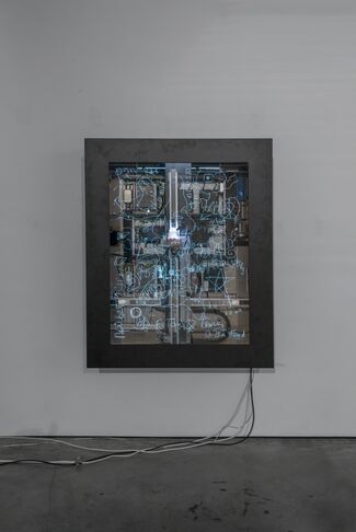 Ron Arad - One Man Show, installation view
