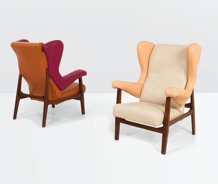 Franco Albini, ‘a pair of Fiorenza armchairs with a wooden structure and leather upholstery’, 1953