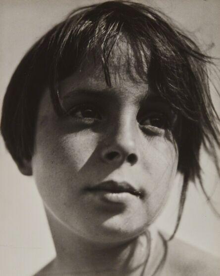 Aenne Biermann, ‘Helga 9 1/2 Jahre alt (Helga 9 1/2 years old)’, 1930