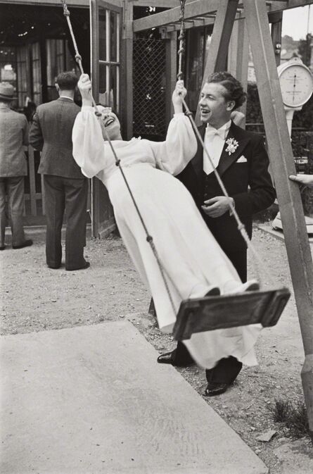 Henri Cartier-Bresson, ‘Joinville-le-Pont, France (A newlywed bride and groom)’, 1938