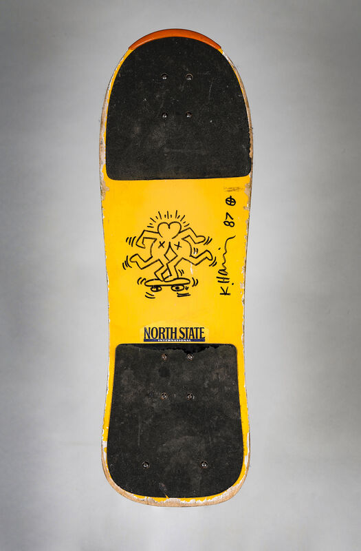 Keith Haring, ‘Untitled ('Skateboard Lovers' - Knokke)’, 1987, Drawing, Collage or other Work on Paper, Marker pen, skateboard, Artificial Gallery