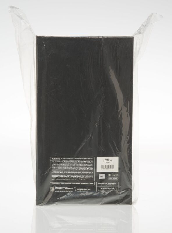 KAWS, ‘Clean Slate (Black)’, 2018, Sculpture, Painted cast vinyl, Heritage Auctions