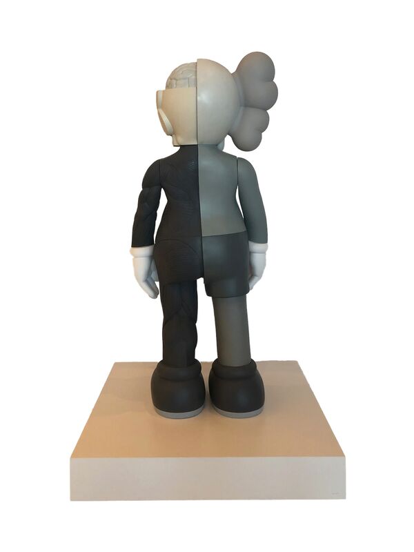 KAWS, ‘Four-Footed Dissected Companion (Grey)’, 2009, Sculpture, Painted cast vinyl, L&E Private Art Collection