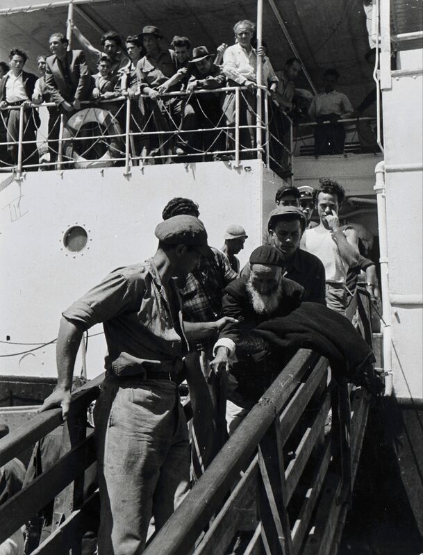Robert Capa, ‘Israel, people disembarking’, 1948-1950, Photography, Three vintage gelatin silver prints., Il Ponte