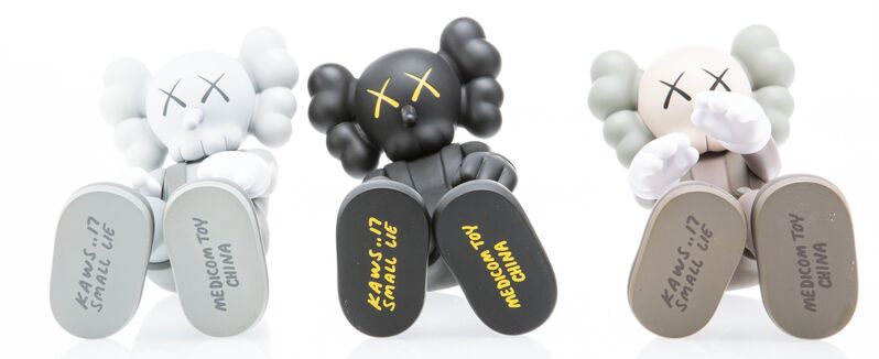 KAWS, ‘Small Lie, set of three’, 2017, Sculpture, Painted cast vinyl, Heritage Auctions