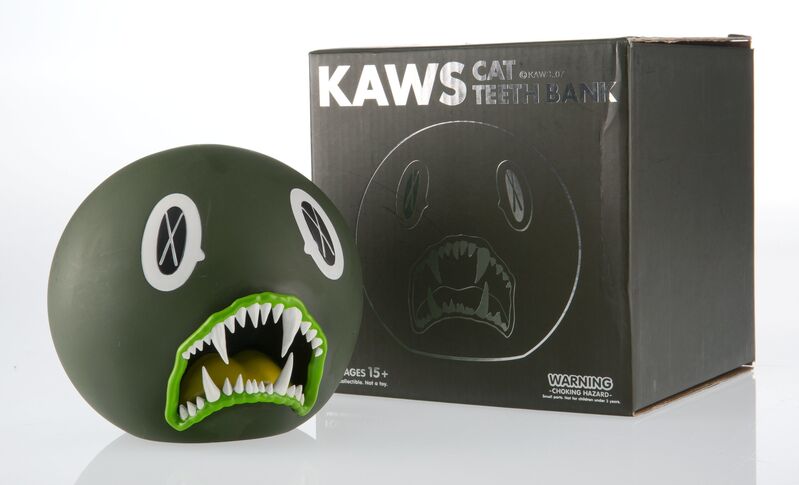 KAWS, ‘Cat Teeth Bank (Green)’, 2007, Sculpture, Painted cast vinyl, Heritage Auctions