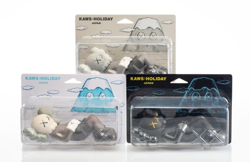 KAWS, ‘Holiday: Japan, set of three’, 2019, Sculpture, Painted cast vinyl, Heritage Auctions