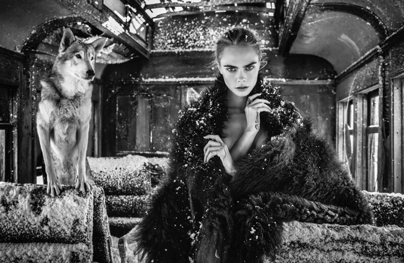 David Yarrow, ‘The Girl on The Train’, 2021, Photography, Museum Glass, Passe-Partout & Black wooden frame, Leonhard's Gallery