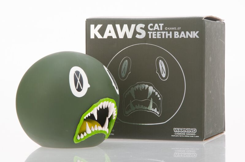 KAWS, ‘Cat Teeth Bank (Green)’, 2007, Ephemera or Merchandise, Painted cast vinyl, Heritage Auctions