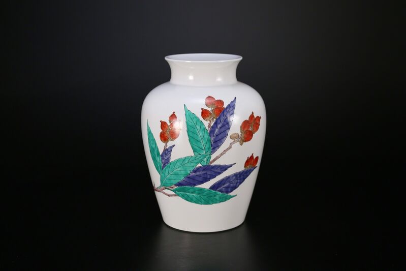 Sakaida Kakiemon XV, ‘Nigoshide white vase with acorn patterns’, 2015, Design/Decorative Art, Porcelain, Onishi Gallery