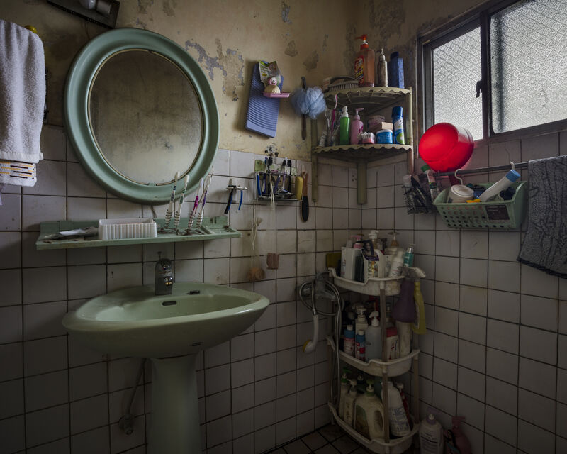 Yu-Hsiu HUANG, ‘Hoarders - 10 囤積者 - 10’, 2018, Photography, 藝術微噴 archival pigment print, Der-Horng Art Gallery