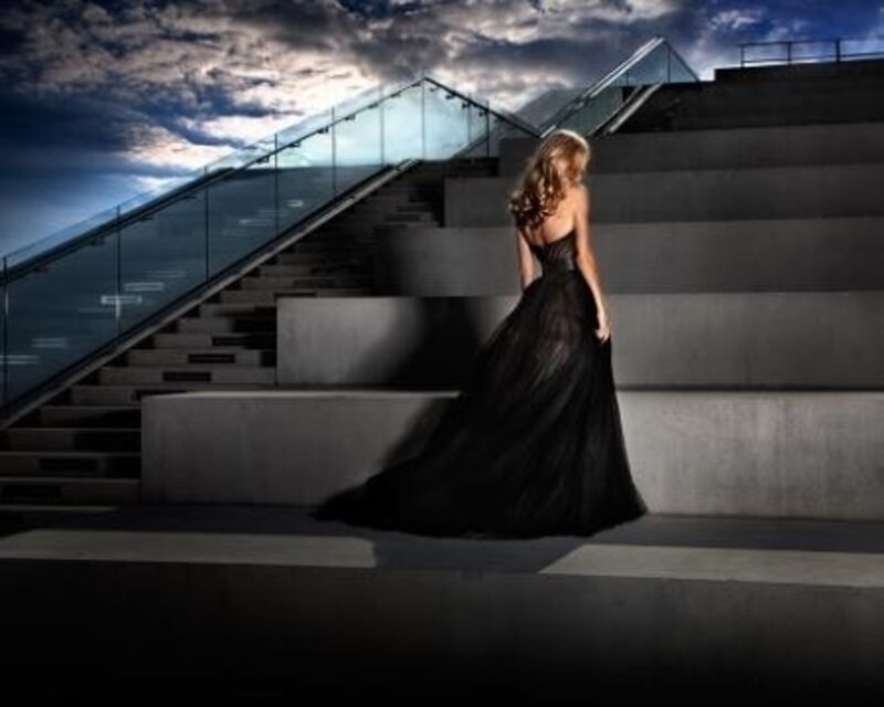 David Drebin, ‘Girl in Black Dress’, 2011, Photography, épreuve couleur / C-print, Galerie de Bellefeuille