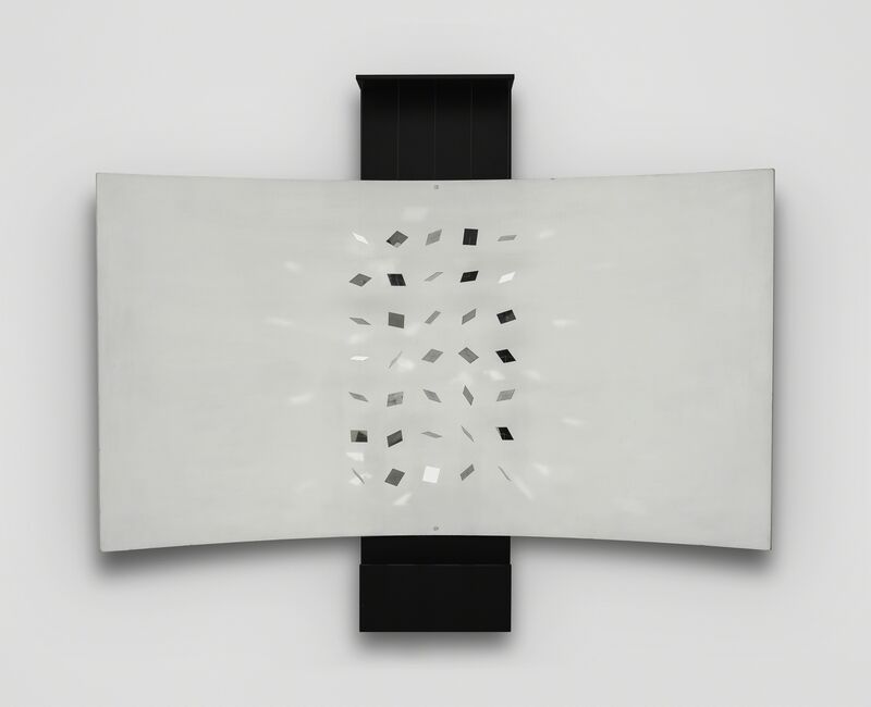 Julio Le Parc, ‘Continuel-Lumiere Ecran Curve’, 1960-1965, Sculpture, Wood, metal and light., Del Infinito