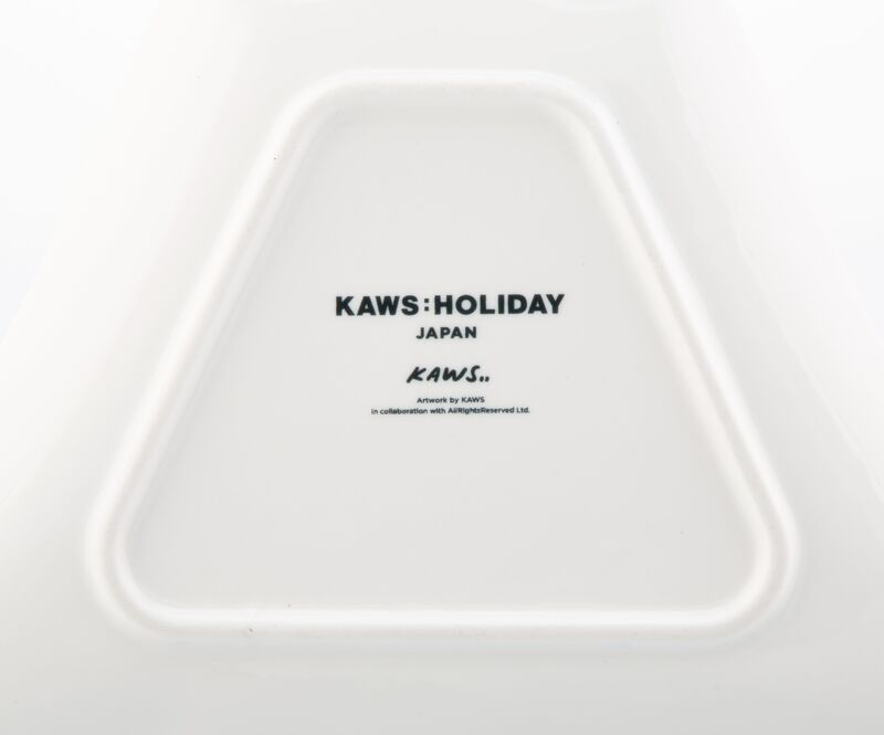 KAWS, ‘Holiday: Japan Trays (set of 4)’, 2019, Ephemera or Merchandise, Ceramic trays, Heritage Auctions