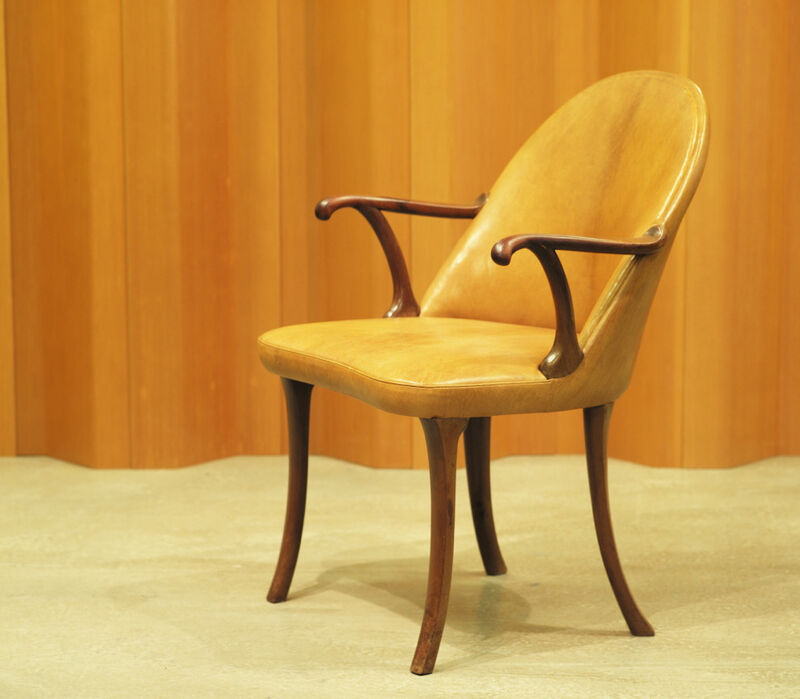 Frits Henningsen, ‘Curved armchair’, Designed 1936, Design/Decorative Art, Cuban mahogany and Nigerian goatskin, Vance Trimble