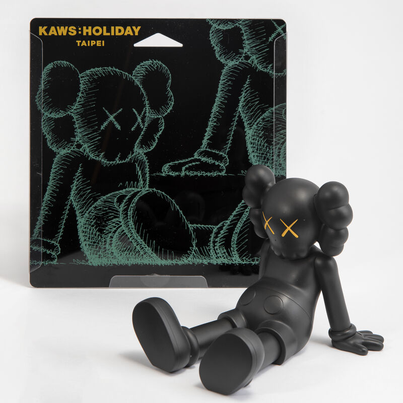 KAWS, ‘Holiday (Black)’, 2019, Sculpture, Vinyl collectable, Tate Ward Auctions
