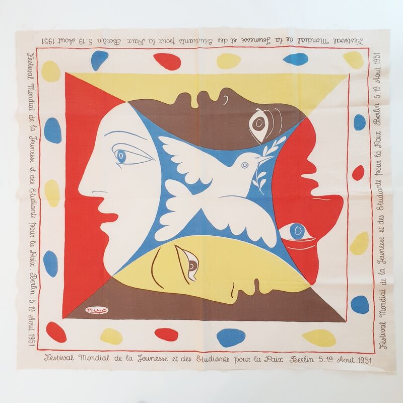 Pablo Picasso, ‘YOUTH FESTIVAL SCARF’, 1951, Print, Silkscreen, Art Works Paris Seoul Gallery