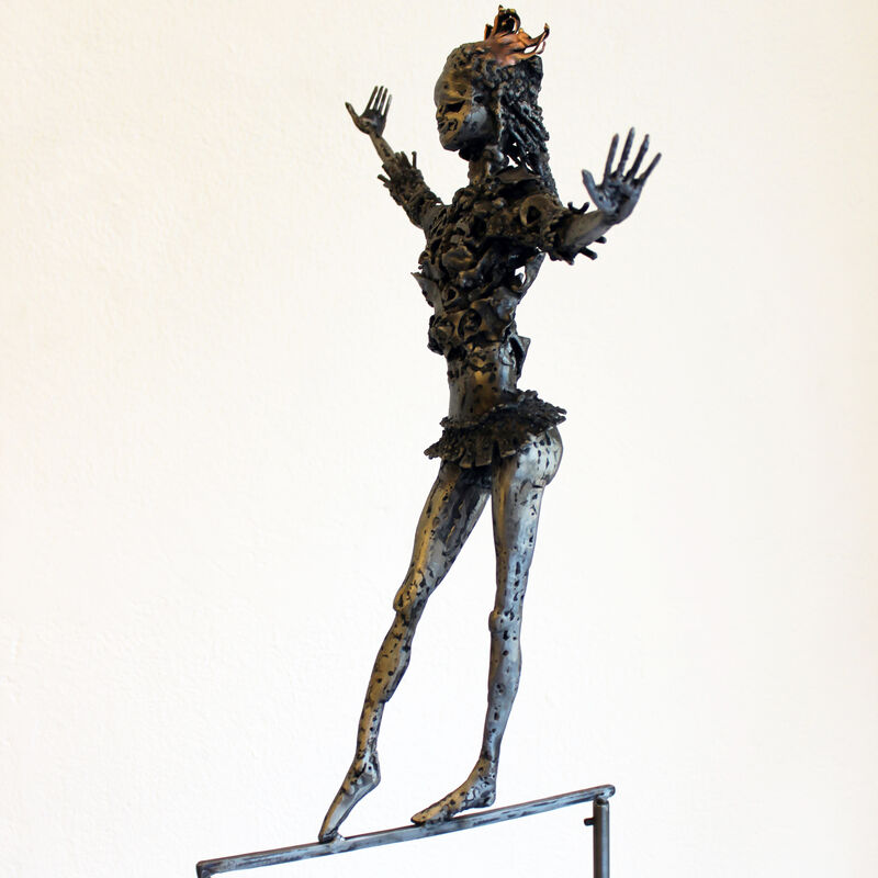 Sébastien Ruiz, ‘La fille de l'air (the girl of the air)’, 2018, Sculpture, Metal steel, Galerie Art Pluriel Rive Droite