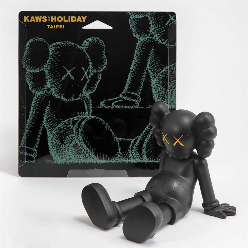 KAWS, ‘Holiday (Black)’, 2019, Sculpture, Open edition vinyl collectable, Tate Ward Auctions