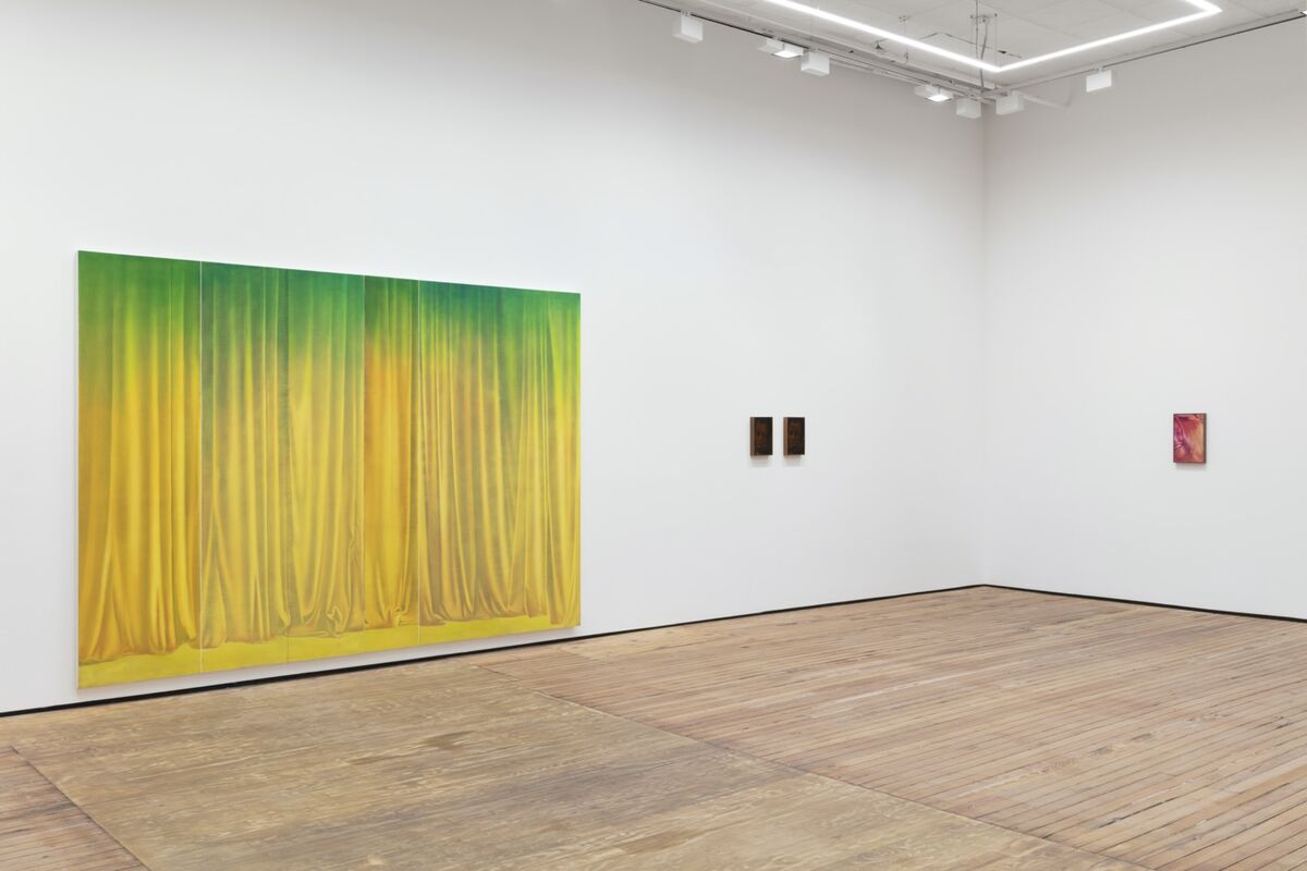 Louise Giovanelli, installation view of “Auto-da-fé” at GRIMM, 2021. Courtesy of the artist and GRIMM.