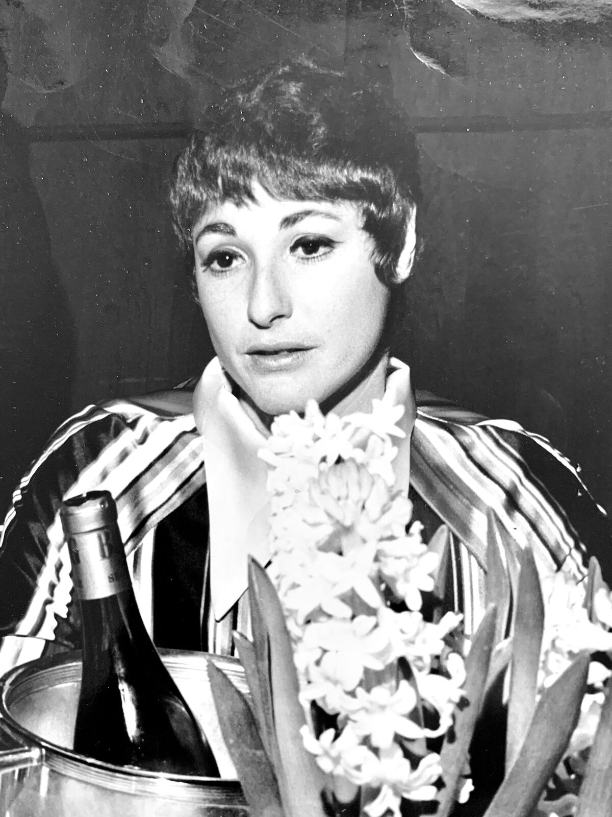 Portrait of Helene Winer. Courtesy of Helene Winer.