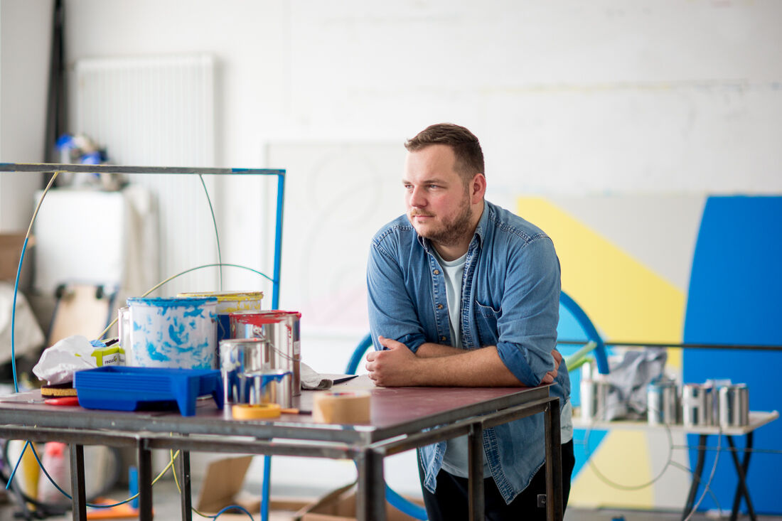 Portrait of Przemek Pyszczek by Paul Green for Artsy. 