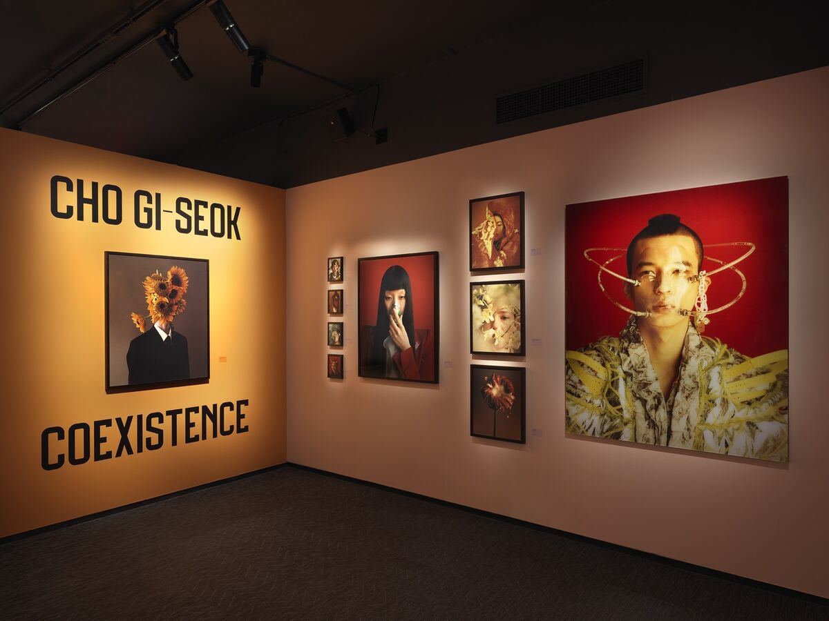 Cho Gi-Seok, installation view of “Coexistence,” at Fotografiska New York, 2021. Photo by Dario Lasagni. Courtesy of Fotografiska New York.