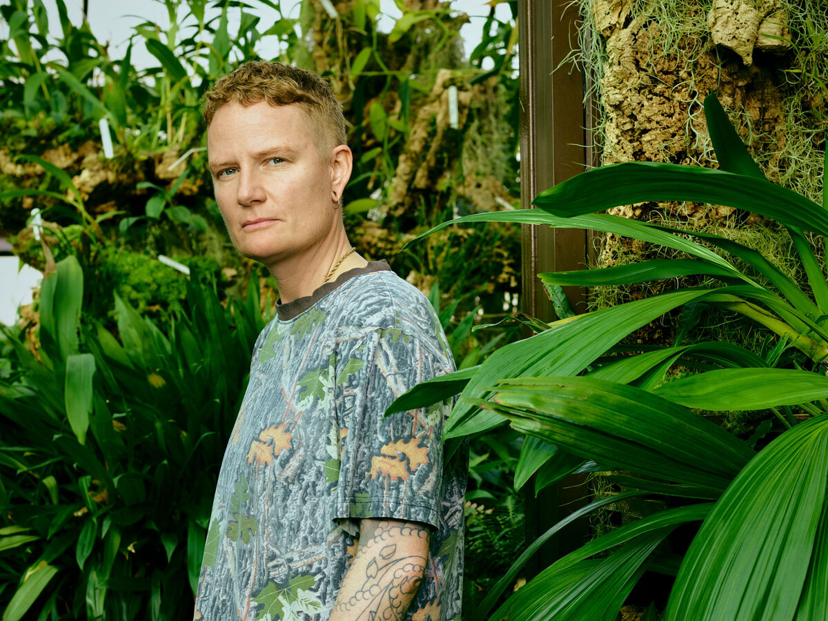 Charlotte Prodger by Emile Holba. Courtesy of Hollybush Gardens, London.