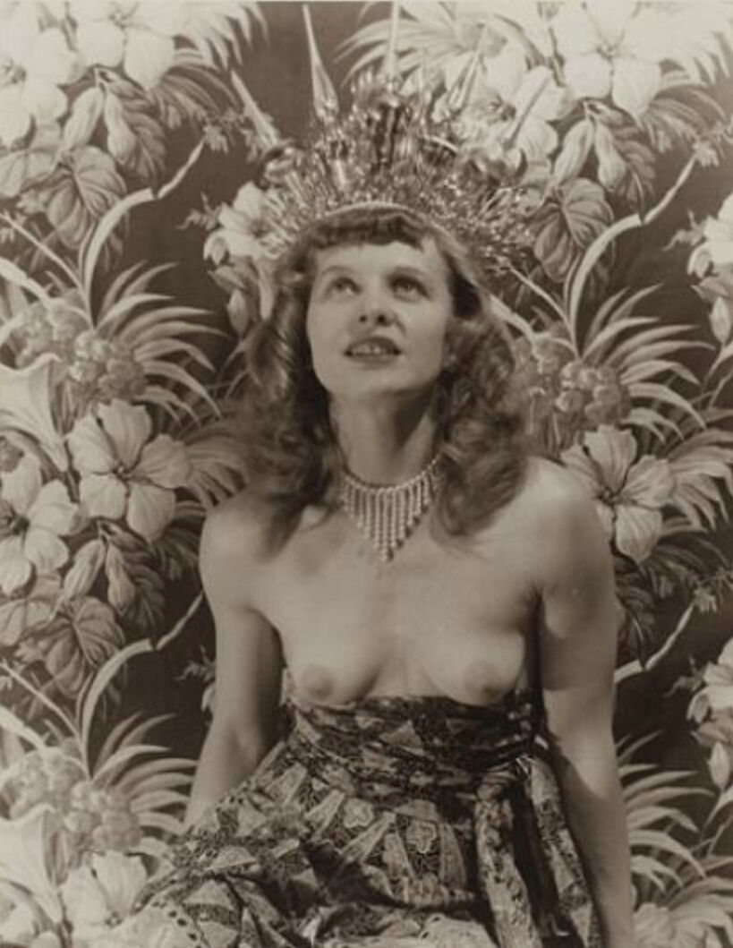 Eugene Von Bruenchenhein, Untitled (Marie with crown), c. 1940s–mid-1950s. Collection of Laurie Simmons. Courtesy of the collector and the Outsider Art Fair.