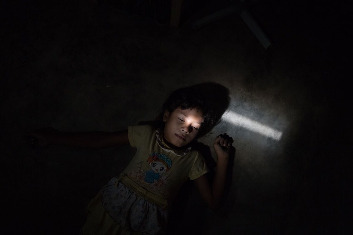 A portrait of Rubeilis in the Los Olivos neighborhood, on the outskirts of Cúcuta, Colombia, on May 11, 2018. Photo by Fabiola Ferrero. Courtesy of the artist.