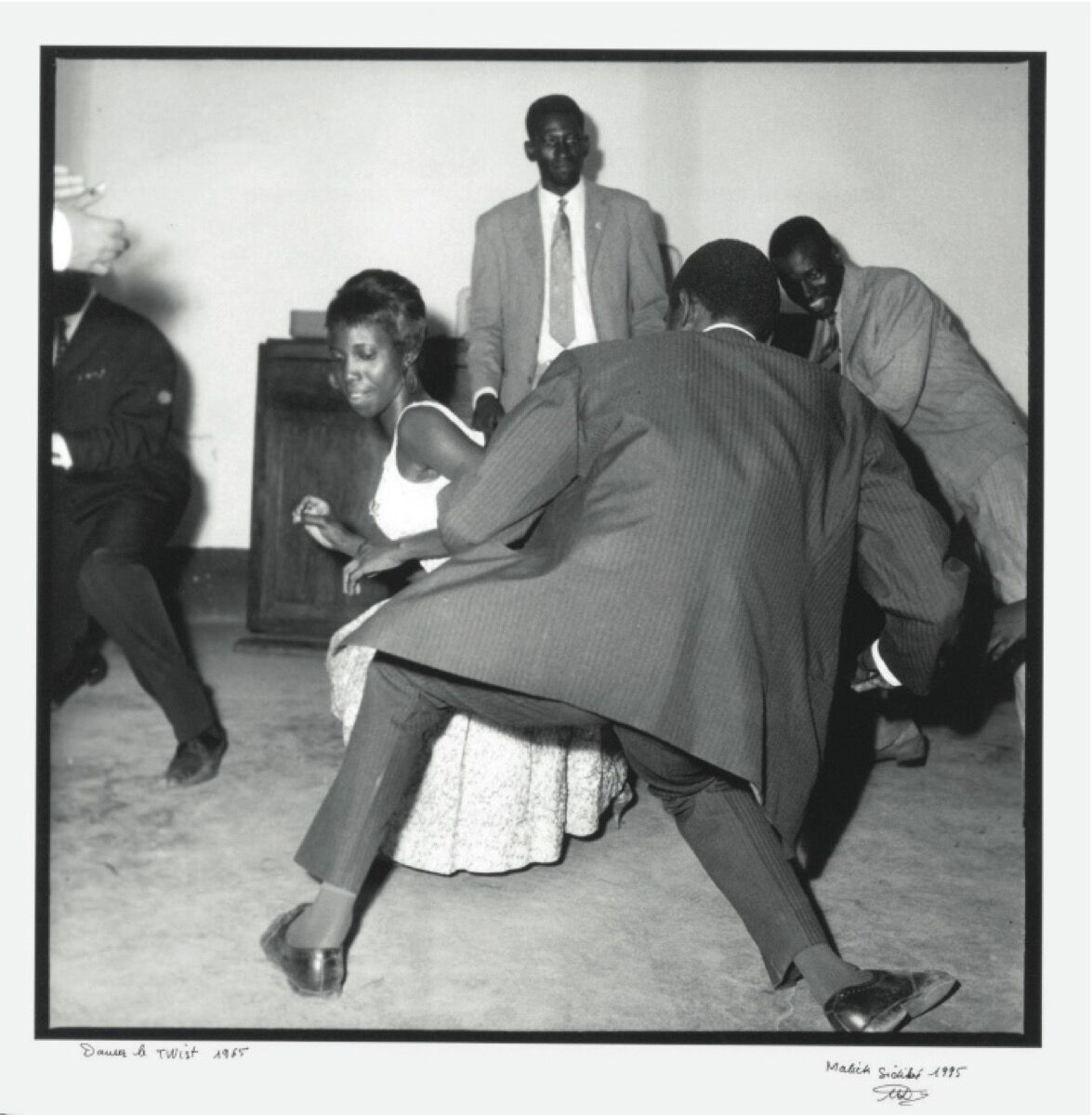 Malick Sidibé, Danser le twist, 1965. Courtesy of the Agnès b. Collection.