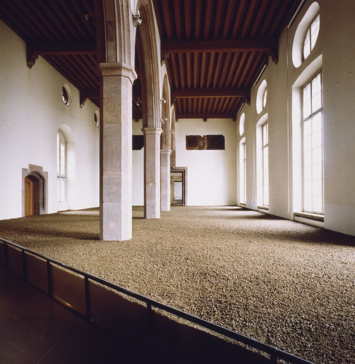 Walter De Maria, Darmstadt Earth Room, 1974. Photo by Timm Rautert. © The Estate of Walter De Maria. Courtesy of Dia Art Foundation.