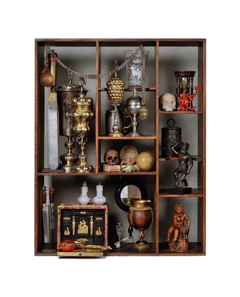 Collector’s cabinet with artworks from the 16th-17th centuries  arranged by Georg Laue according to historical record