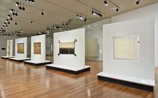 On the Grid: Textiles and Minimalism, installation view